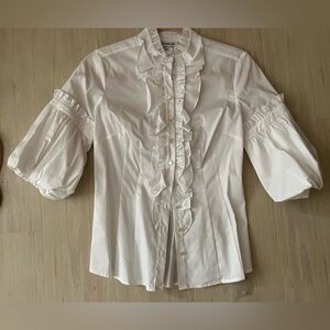 Bebe NWT Classic Vintage White Ruffle Button Down Dress Shirt Size S🤍